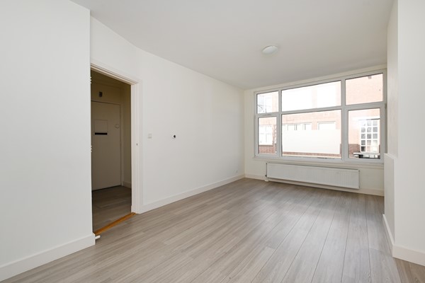 Medium property photo - Vier Heemskinderenstraat 186, 2531 CH Den Haag